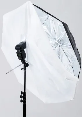 Deštníkový box se stříbrným interiérem