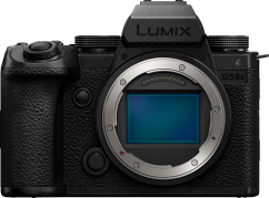Panasonic Lumix S5M2X body