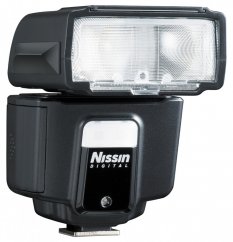 Nissin i40 Kompakt Blitz für Fujifilm Kameras