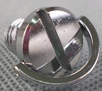 Skrutka z nerezu 3/8″s D očkom, dĺžka 16,5 mm