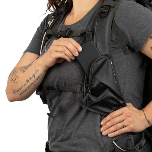 Shimoda dámske ramenné popruhy Tech Shoulder Strap | pre ženy s veľkým poprsím a strednou až veľkou šírkou ramien | čierna