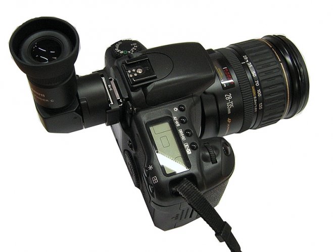 Canon C uhlový hľadáčik