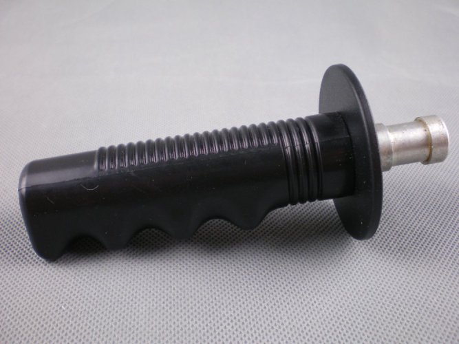 Rukojeť s atelierovým čepem 5/8″