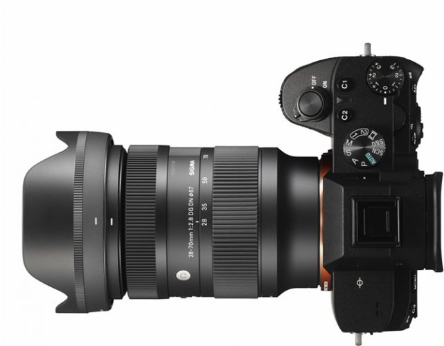 Sigma 28-70mm f/2,8 DG DN Contemporary pre Sony E