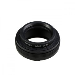 Kipon makro adaptér z M42 objektívu na Leica SL telo