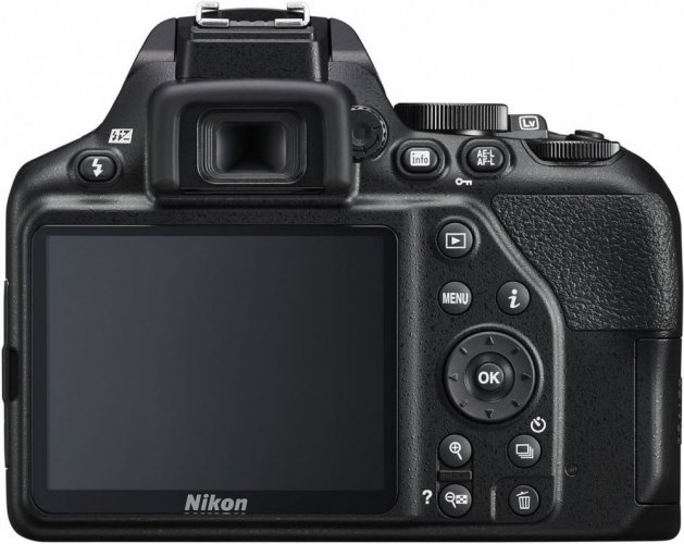 Nikon D3500 + 18-105 VR