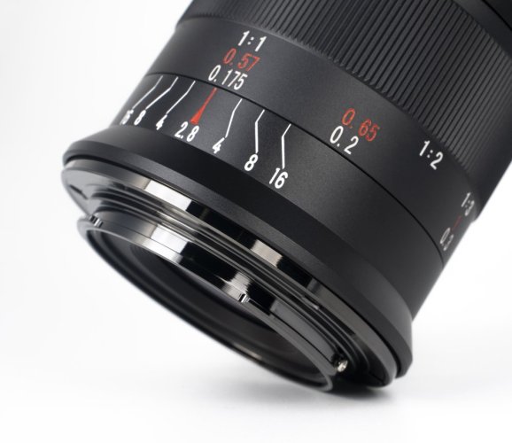 7Artisans 60mm f/2,8 II Macro für Canon RF (APS-C)