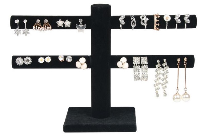 Křížový stojánek na šperky černý, výška 17cm