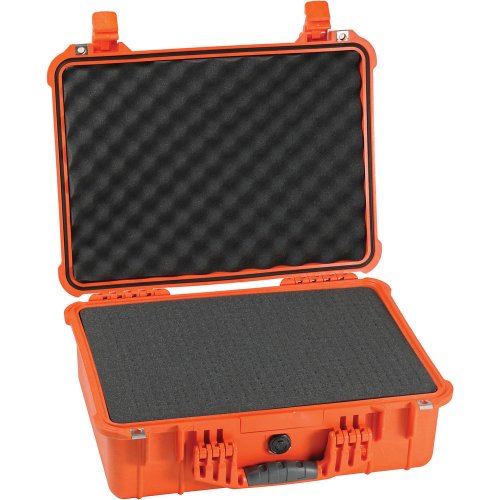 Peli™ Case 1520 Suitcase with Foam (Orange)