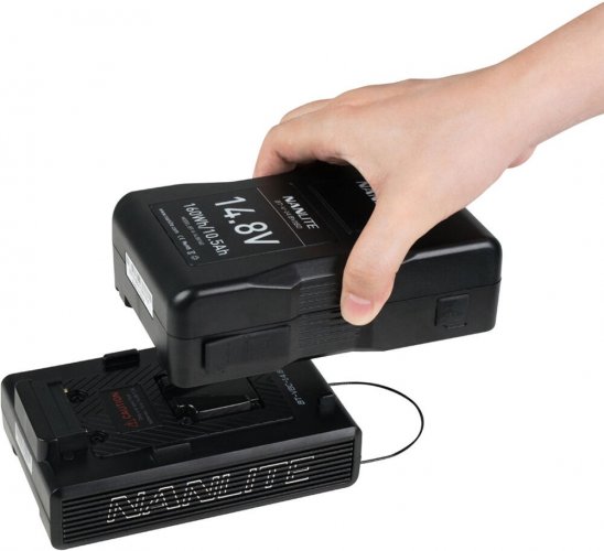 Nanlite MixPanel 150 14.8V V-Mount Battery Adapter