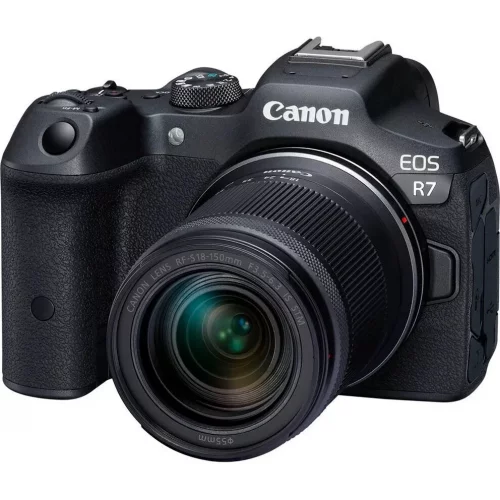 Canon EOS R7 with RF-S 18-150mm