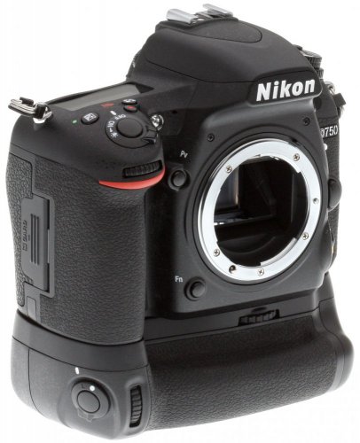 Nikon D750 (nur Gehäuse)