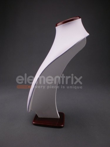 Állvány, Display, Ékszerállvány 36cm Magasságú Fehér Bőr (D01)