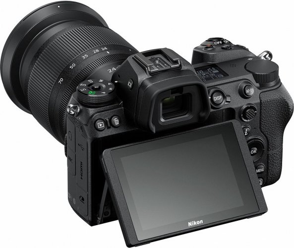 Nikon Z6 + 24-70 mm + FTZ adaptér