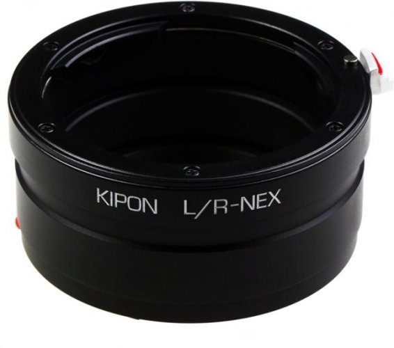 Kipon adaptér z Leica R objektivu na Sony E tělo