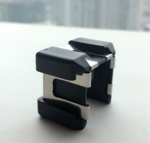 Sáňky, plastový mini držák trojitý (BL4)