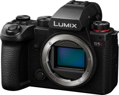 Panasonic Lumix S5M2 body