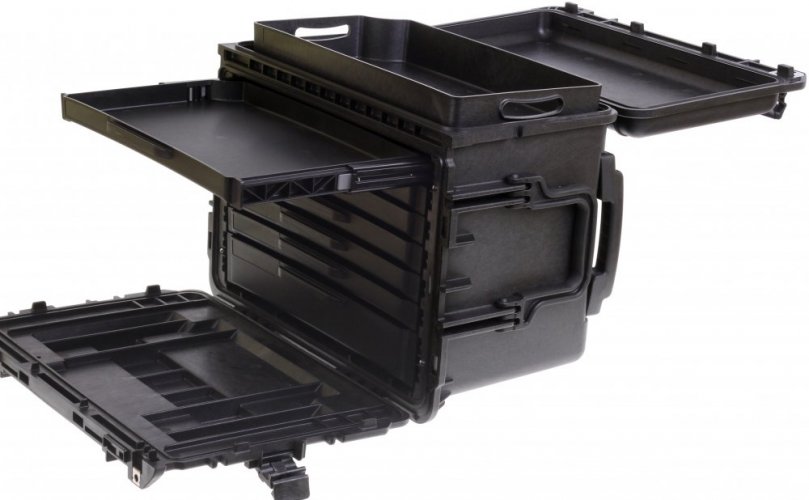 Peli™ Case 0450 Koffer ohne Schaumstoff, mit Schubladen (Schwarz)
