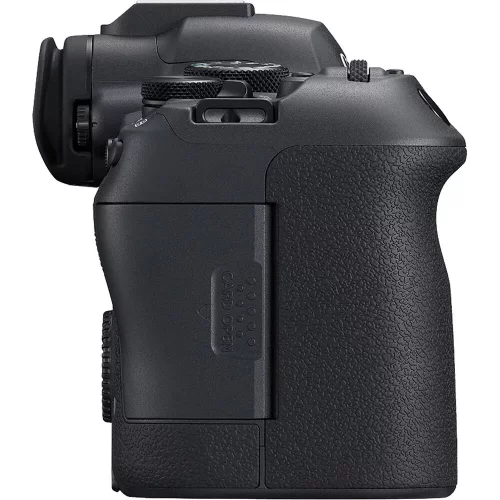 Canon EOS R6 Mark II with RF 24-105/4-7,1 IS STM Lens