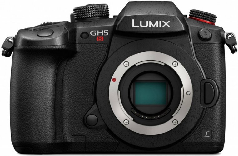 Panasonic Lumix DC-GH5S + Leica DG 12mm f/1,4 ASPH