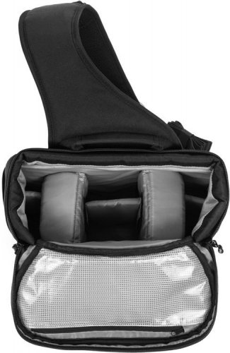 Tamrac Velocity 8z black sling bag