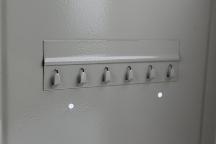 Kovová schránka na 36 klíčů, uzamykatelná (KLC36)