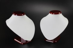 Stojánek, stojan, dekolt na šperky výška 18,5 cm bílá slonová (JSL)