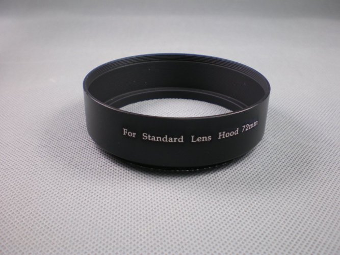Kovová sluneční clona 72mm