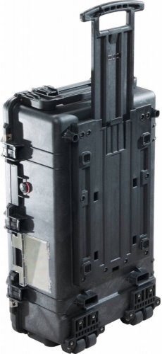 Peli™ Case 1670 Case with Foam (Black)