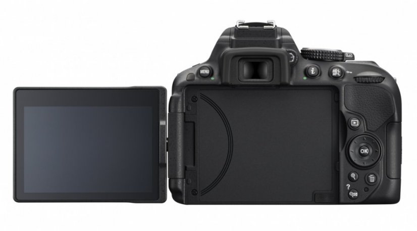 Nikon D5300 + 18-140VR