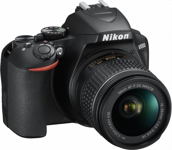 Nikon D3500 + 18-55 VR + 70-300 VR