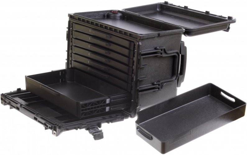 Peli™ Case 0450 kufor bez peny, so zásuvkami, čierny
