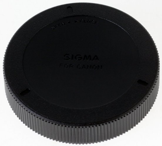 Sigma 70-300mm f/4-5,6 DG Macro pro Canon