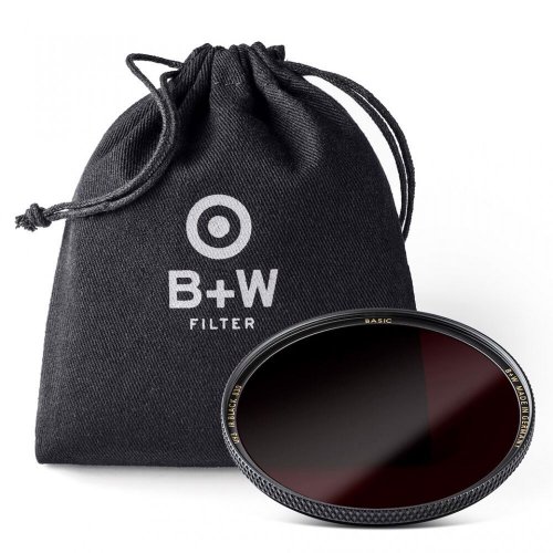 B+W 62mm infračervený filter IR čiernočervený 830 BASIC (093)