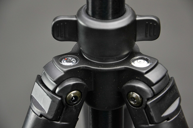 Hliníkový stativ tripod 226cm (ST-8606)