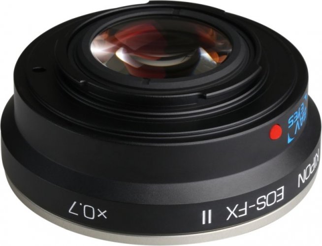Kipon Baveyes adaptér z Canon EF objektívu na Fuji X telo (0,7x) verzia II