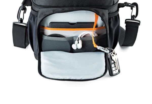 Lowepro Nova 170 AW II černá