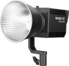 Nanlite Forza 150 a Lantern softbox 60 cm s FM bajonetem