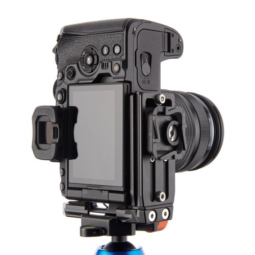 OLLIE 3nohý držák na stativ Thing pro OM System OM-1, černý