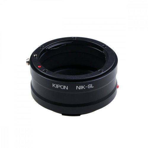 Kipon adaptér z Nikon F objektívu na Leica SL telo