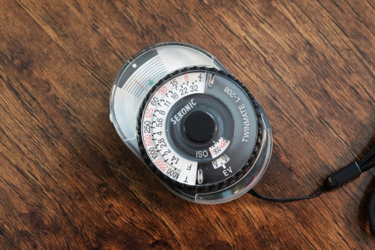 Expozimetr Sekonic L-208 Twinmate analogový měřič světla