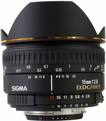 Sigma 15mm f/2,8 EX DG Diagonal Fisheye pre Nikon F