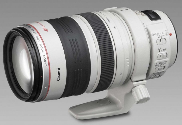 Canon EF 28-300mm f/3.5-5.6L IS USM Objektiv