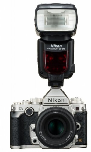 Nikon Df stříbrný + 50mm f/1,8 G SE