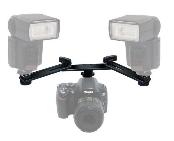 Držák na 2 blesky, LED světla a jiné příslušenství B40 (B40)