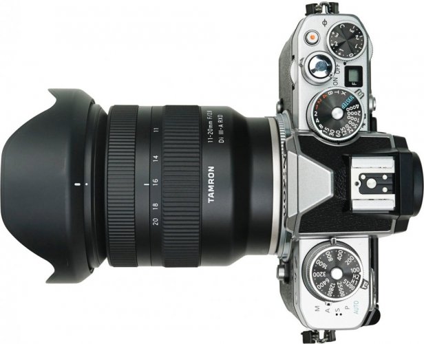 Megadap ETZ11 adaptér automatického zaostrovania Sony E na Nikon Z