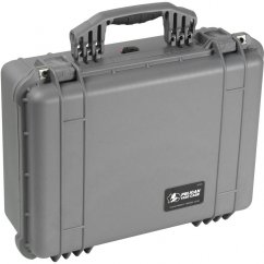 Peli™ Case 1520 Suitcase with Foam (Silver)