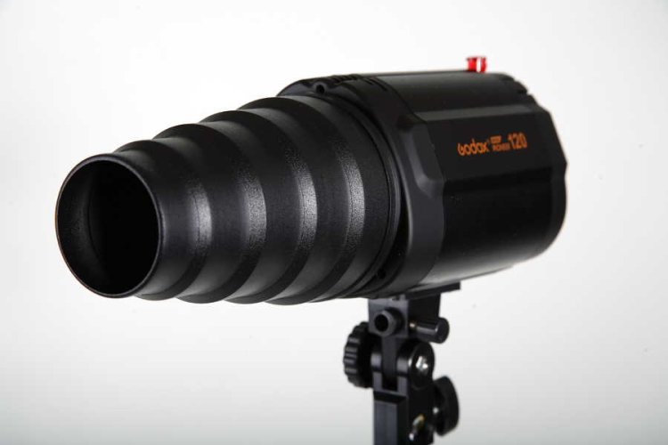 Snoot, komínek s barevnými filtry a voštinou pro Miniblesky