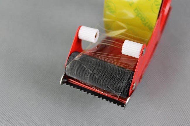 Zavírač kartonů a krabic, páskovací stroj M48 (M48)