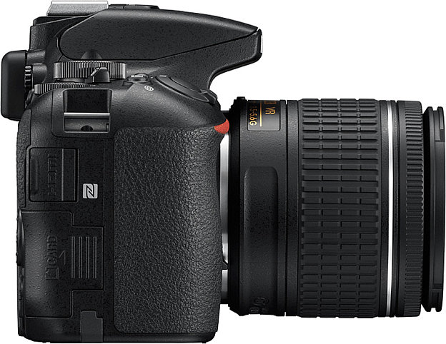 Nikon D5600 + AF-P 18-55 VR + 70-300 VR